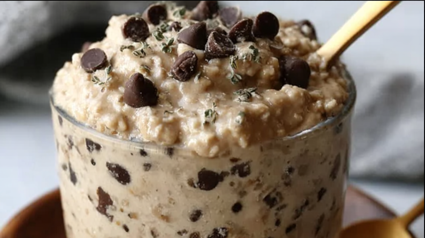 Cookie Dough Overnight Oats in a mason jar topped with chocolate chips